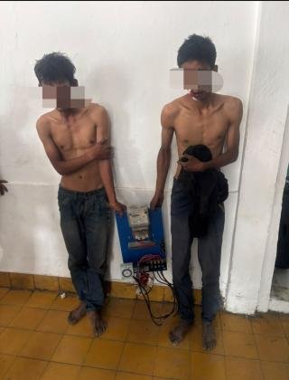Dua Pencuri Panel PJU Ditangkap Petugas Dishub saat Beraksi di Jalan Bambu Kuning 