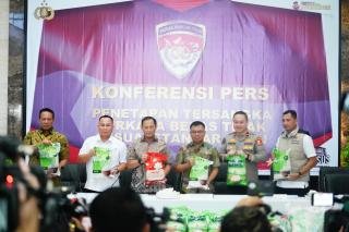 Satgas Pangan Tetapkan Tiga Petinggi PT FS sebagai Tersangka: Beras Premium Tidak SNI
