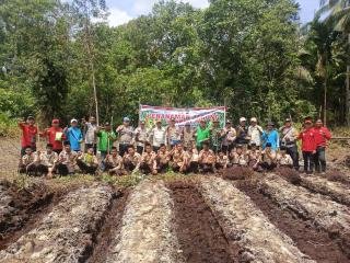 Kapolsek Enok Bersama Upika Tanam Jagung Kuartal IV 1,5 Ha di Pengalihan dan Jaya Bakti