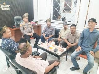 DPC RMRB Rohul Silaturahmi ke Polsek Tandun, Bahas Rencana Penanaman Pohon Bersama