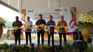 Pastikan Truk Konsumen Tanpa Down Time, Mitsubishi Fuso Buka Bengkel Siaga 24 Jam di Pekanbaru