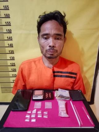 Waduh... Ketua RT di Inhu Diciduk Polisi karena Edarkan Sabu
