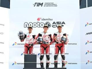 Melesat di Tengah Persaingan Ketat, Bintang dan Resky Naik Podium Moto4 Asia Cup