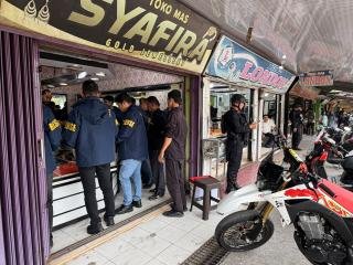 Polda Riau Telusuri Hasil PETI, Toko Emas Digeledah dan Ini yang Diamankan