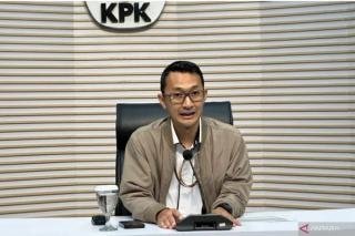 Bupati dan Sekda Kuansing Serahkan Diri ke KPK