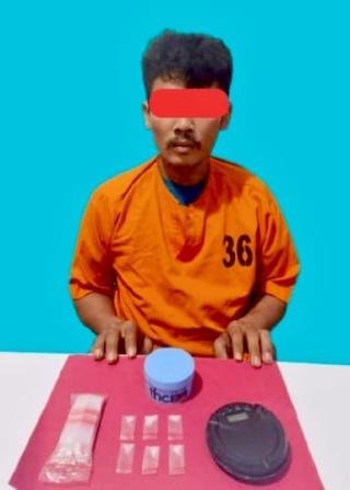 Polres Pelalawan Tangkap Residivis Simpan Enam Paket Sabu
