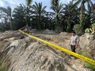 Galian C Ilegal di Desa Padang Luas Digerebek Polres Kampar, 3 Orang dan 1 Unit Excavator Diamankan