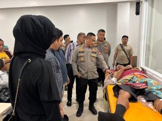 Warga Balam Sempurna Bentrok dengan PT UTS, Tujuh Luka-luka