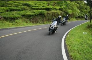 Jelang HBD 2025, Honda ADV160 Tangguh Jelajahi Keindahan Alam Jawa Barat