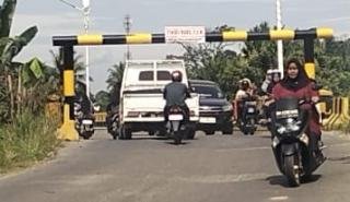 Satu Minggu Usai Jembatan Ujung Batu Dibuka, Aktivitas Lalu Lintas Ramai Lancar