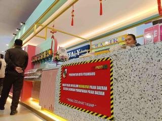 Juru Sita Bapenda Pekanbaru Lakukan Penagihan Aktif ke Penunggak Pajak