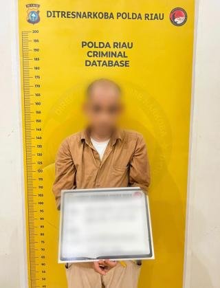 Polisi Nyamar Tangkap Pengedar 53 Paket Sabu di Kampung Panger 