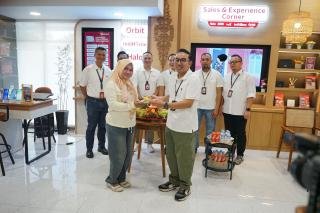 Telkomsel Resmikan Wajah Baru GraPARI Sudirman dan Living World Pekanbaru