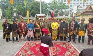 Entakan Cokmar LAMR, Menbud Fadli Zon Soroti Kuatnya Akar Melayu dalam Sejarah Nusantara