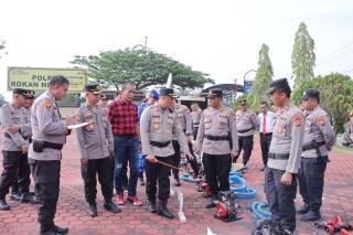 Kapolres Rohil Pimpin Apel Kesiapsiagaan Karhutla: Kejadian 2025 Jangan Terulang Lagi!