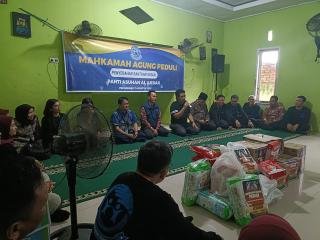 MA Peduli Berbagi Sembako di Panti Asuhan Al-Akbar Pekanbaru