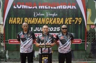 Dansat Brimob Juara Lomba Menembak Kapolda Riau Cup 2025 Sempena Hari Bhayangkara ke-79