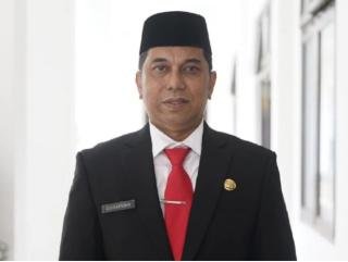 Sekda Kuansing Nyengir Saat Ditanya soal Pejabat Ganti Nomor Massal