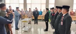 Bupati Suhardiman Amby Lantik Zulkarnain sebagai Sekda Kuansing dan Delapan Pejabat Eselon II