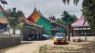 KPK Geledah Ruang Kerja dan Kediaman Bupati Kuansing