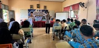 Jadi Narsum MPLS di SMAN 1, Polsek Rupat Tumbuhkan Karakter Jiwa Kebangsaan