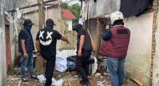 Razia Narkoba di Panger Pekanbaru, Dua Pria Positif Sabu dan Gubuk Dihancurkan