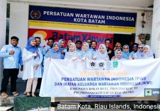 PWI Rohul dan IKWI Laksanakan Benchmarking ke PWI Batam, Tingkatkan Sinergitas Pers di Daerah