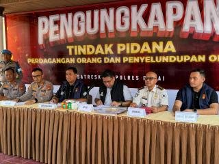 Puluhan Orang yang Akan Dijadikan Pekerja Ilegal di LN Diselamatkan Polres Dumai