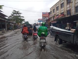 Banjir Mengancam, Pj Walikota Pekanbaru Perintahkan PUPR Lakukan Normalisasi