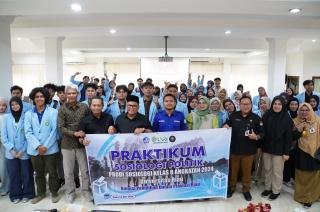 Mahasiswa FISIP Unri Praktikum Sosiologi Politik di KPU Riau
