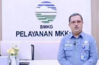 BMKG Peringatkan Potensi Hujan Lebat Disertai Petir dan Angin Kencang di Tujuh Daerah Riau