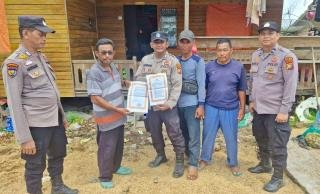 Cegah Karhutla, Polsek Kuala Kampar Sebar Maklumat Kapolda Riau Irjen Herry