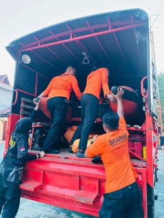 Perahu Terbalik di Sungai Indragiri, Pegawai Non-Bank PNM Hilang saat Survei Nasabah