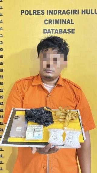 Pecatan Polisi Jadi Dalang Komplotan Pengedar Narkoba di Inhu, Sita Ratusan Gram Sabu 