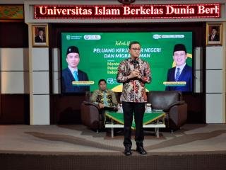 Menteri Abdul Kadir Karding Beri Kuliah Umum di UIR: Merantaulah, Pulang Jadi Juragan!