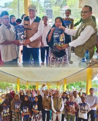 Anggota DPD RI Abdul Hamid Salurkan 3,2 Ton Beras untuk 640 Dhuafa Warga Riau